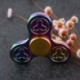 1x szivárványos fidget Spinner pörgettyű Tri-Spinner Fidget Gyro EDC Autizmus Játékok