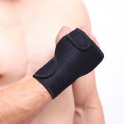 Jobb kéz. Ortopédiai kézfogós csuklótámogatás kötés ujjbontása kárpát-alagút szindróma
