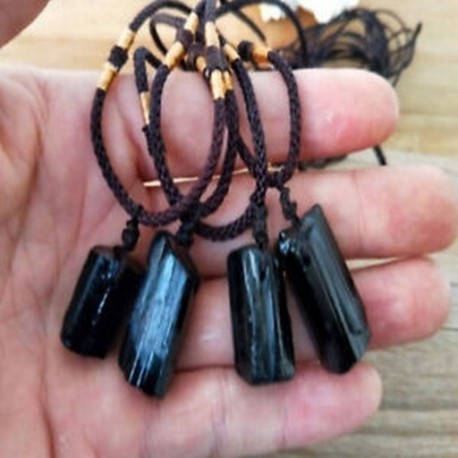 * 1 Természetes kőTourmaline Retro nyers drágakő medál Crystal kézzel szőtt Jet Stone