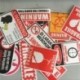 50db 50Pcs nagykereskedelmi vicces fekete és piros matricák snowboard poggyász autó laptop