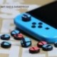 4X (4 db csúszásgátló analóg hüvelykujj-markolat a Nintendo Switch Ns játék hátrányaihoz A6O8
