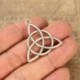 15db nagy háromságú csomók Charms kelta csomók medálok, antik ezüst 29x26 mm