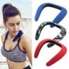 Vezeték nélküli vállpántos nyakú Bluetooth hangszóró Nyakra szerelhető hordozható Mini Creative Card sport hangszóró
