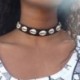 Nincs szín - Fekete bőr Cowrie Shell Choker nyaklánc Előke nyilatkozat Charm Medál ékszerek