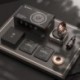 Barna - Autó légfrissítő napenergia Retro lemezgép Aromaterápiás diffúzorok illóolajokhoz Illatanyag autó belső