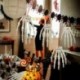M - 1 pár Halloween dekoráció csontváz kéz Reális élet műanyag hamis emberi kéz csont szellem kísértetjárta ház