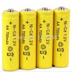 500-szor újratölthető AA elem 4 db / tétel 700mAh 1,2 V-os Ni-CD 2A semleges akkumulátor RC vezérlő játékok