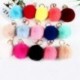 Szín: Pompon medál - 22 db Pom Pom Kulcstartó Műnyúl szőrme Pom Pom Golyók Kulcstartó 12cm Bolyhos Pom Pom Kulcstartó