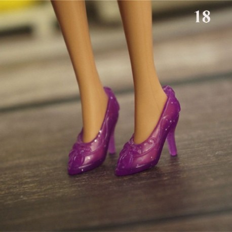 Szín: 18 - NK Akciós babacipők Színes aranyos sarkúak Divatos vállfák Barbie babához Kiegészítők Kiváló minőségű