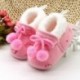 Szín: rózsaszín - Újszülött puha kisgyermek melegen tart csecsemőmintás cipők Baba hócsizmák első sétálók meleg