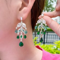 Fém szín: elegáns luxus - CWWZircons Royal Green Cubic cirkónia kristály lógó levélcsepp luxus hosszú csillár