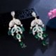 Fém szín: elegáns luxus - CWWZircons Royal Green Cubic cirkónia kristály lógó levélcsepp luxus hosszú csillár
