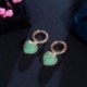 Fém színe: piros - CWWZircons Klasszikus Piros Zöld Cubic Circon Love Heart Shape Charm Huggie Hoop Fülbevaló Női Divatos