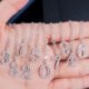 Fém színe: 6 - CWWZircons egyedi tervezésű Micro Pave Cubic cirkónia szerencsés szám medál nyaklánc női lányoknak