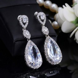 Fém színe: fehér - CWWZircons Classic Design Luxus Micro Pave Water Drop CZ kristály hosszú fülbevaló nőknek cirkon