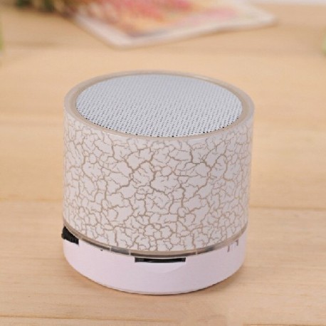 Fehér szín - Új Mini hordozható autós audio A9 Dazzling Crack LED vezeték nélküli Bluetooth 4.1 mélynyomó hangszóró