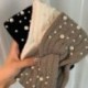 Szín: strassz 11 - Elegáns Édes Gyöngyköteg Bandanas női kötött fejpánt széles fejfedő melegítő fül Téli meleg
