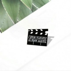 Fém színe: XZ1658 - 10 PCS / LOT Movie Set Clapboard Enamel Pin I Speak Fluently In Movie Quotes