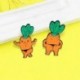 Fém színe: CC716 - Aranyos narancssárga sárgarépa Mester brossok Testépítés Sárgarépa Férfi Bikini Retek Zománc Pins