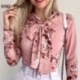 Szín: MULTI M - Női elegáns, elegáns sálgallér, hosszú, lámpás ujjú, homályos virágmintás tavaszi munkablúz