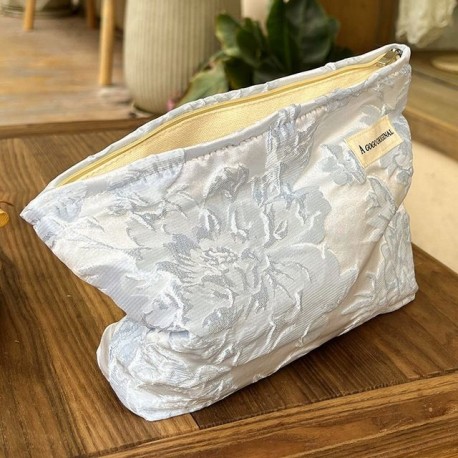Szín: d - 2023 új sminkecset tároló tasak rendszerező Jacquard szövet sminktáska virágos cipzáras kozmetikai tasak női
