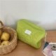Szín: zöld - Ins női virágos kozmetikai táska puha, nagy kapacitású utazó kézi sminktáska Macaron színes hordozható