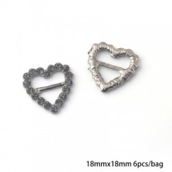 Sz__n_-Fegyver-F__m-18x18mm---6db_t__tel-V__ltozatos-strasszos-Csatok-megh__v__-Esk__v__i-Szalagcs__szka_-Bark__cs